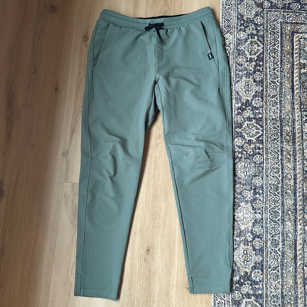 UNRL Joggers